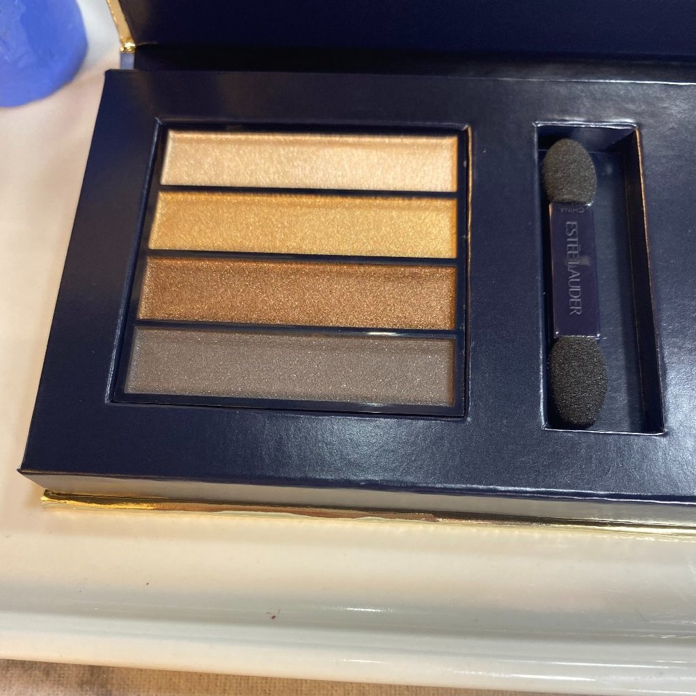 Estee Lauder Beauty-Instant Intense Eyeshadow Palette 8 Color Gold-Full 7g-NEW - Picture 3 of 12